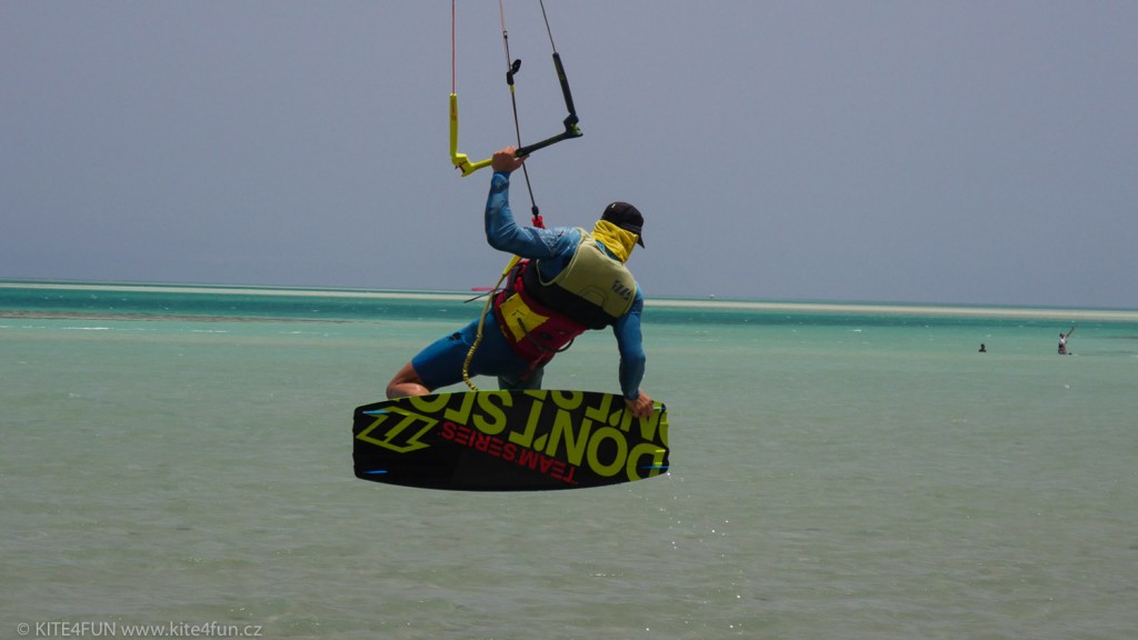 kitesurfing-egypt-kite4fun-24
