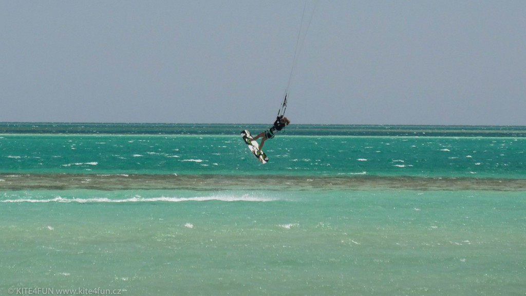 kitesurfing-egypt-kite4fun-48